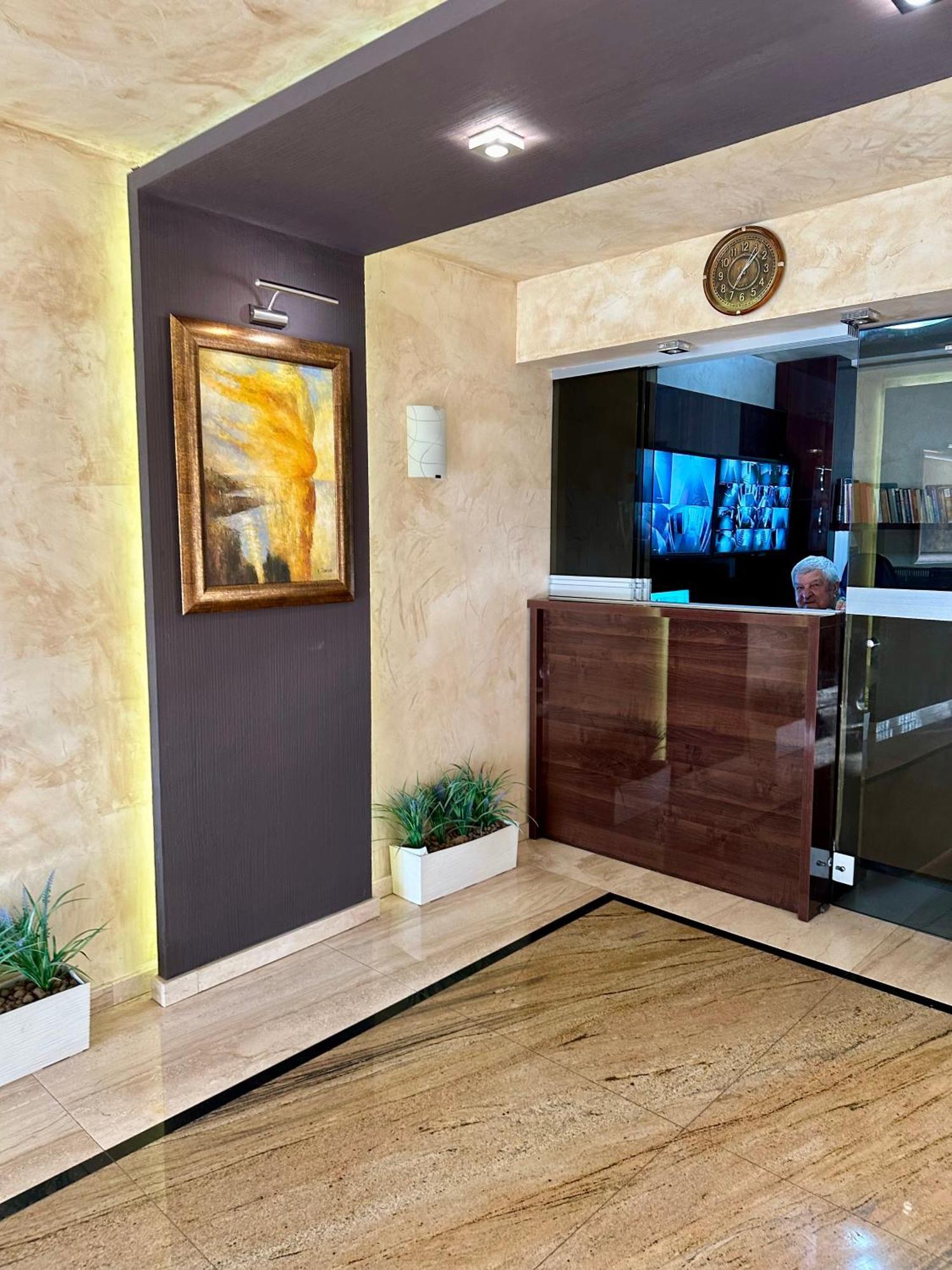 Serenity Studio Burgas City Eksteriør billede